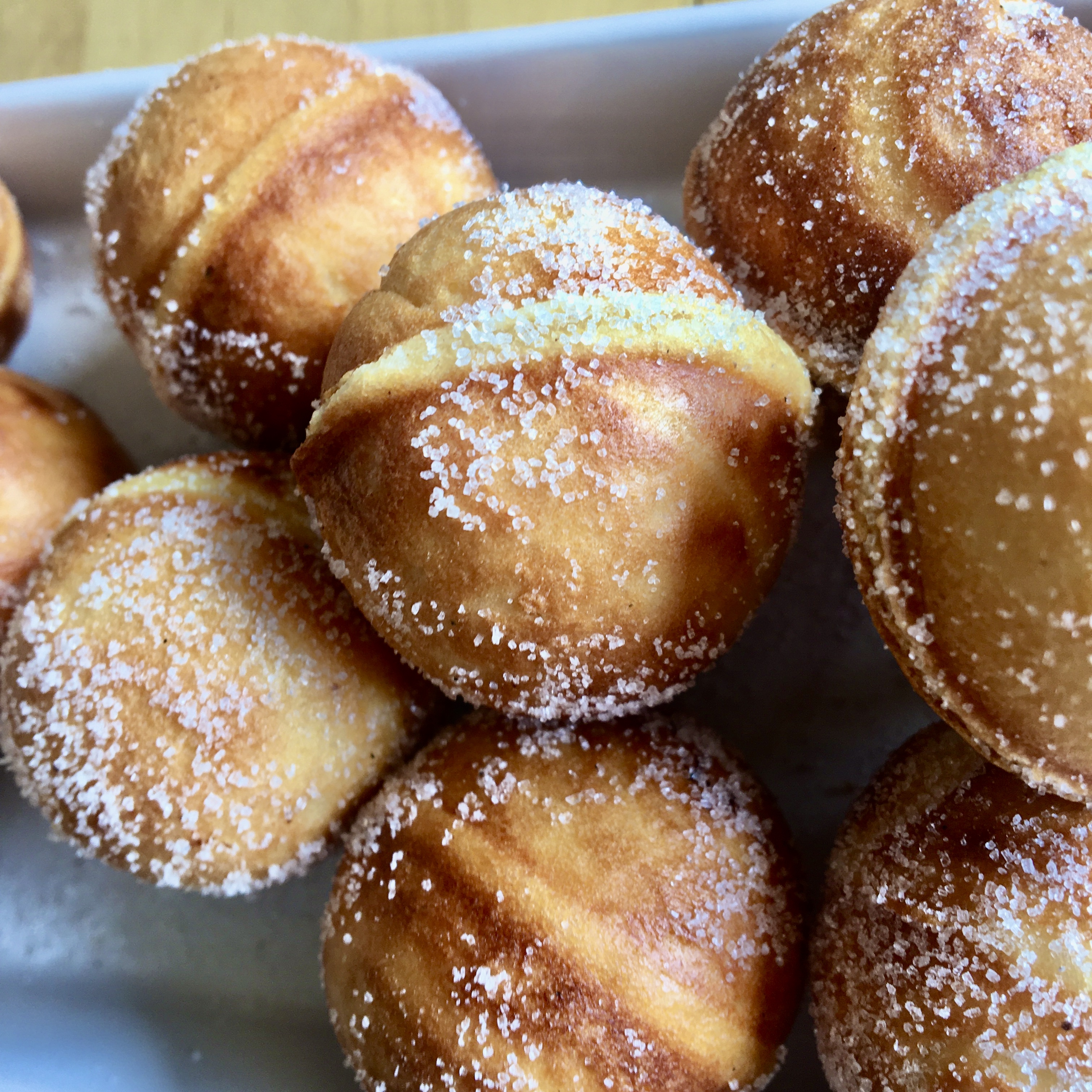 Quarkbällchen ohne Frittieren als Cake Pops sind einfach und schnell gebacken