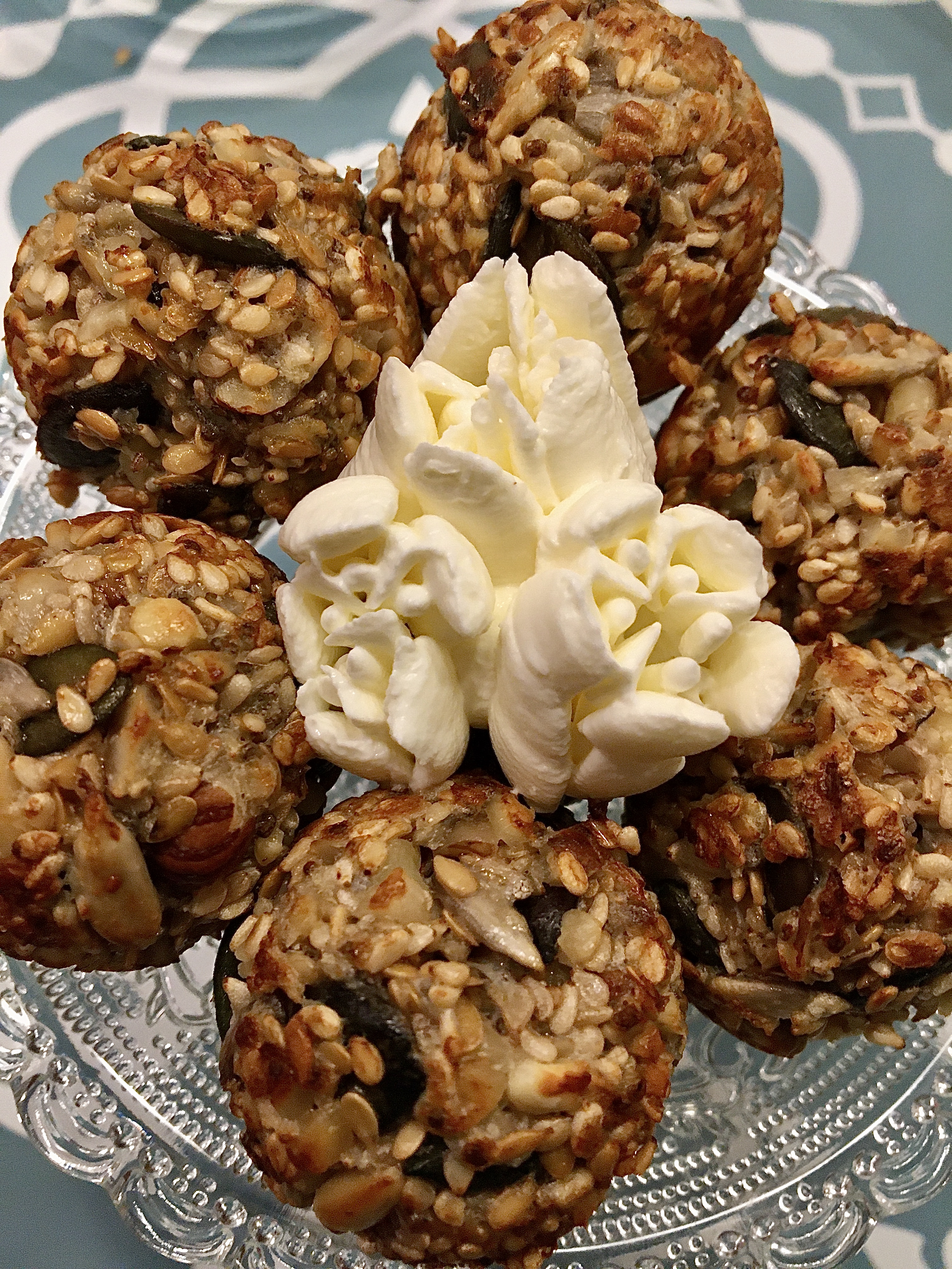 Low Carb Brot Cake Pops mit Quark und Frischkäse