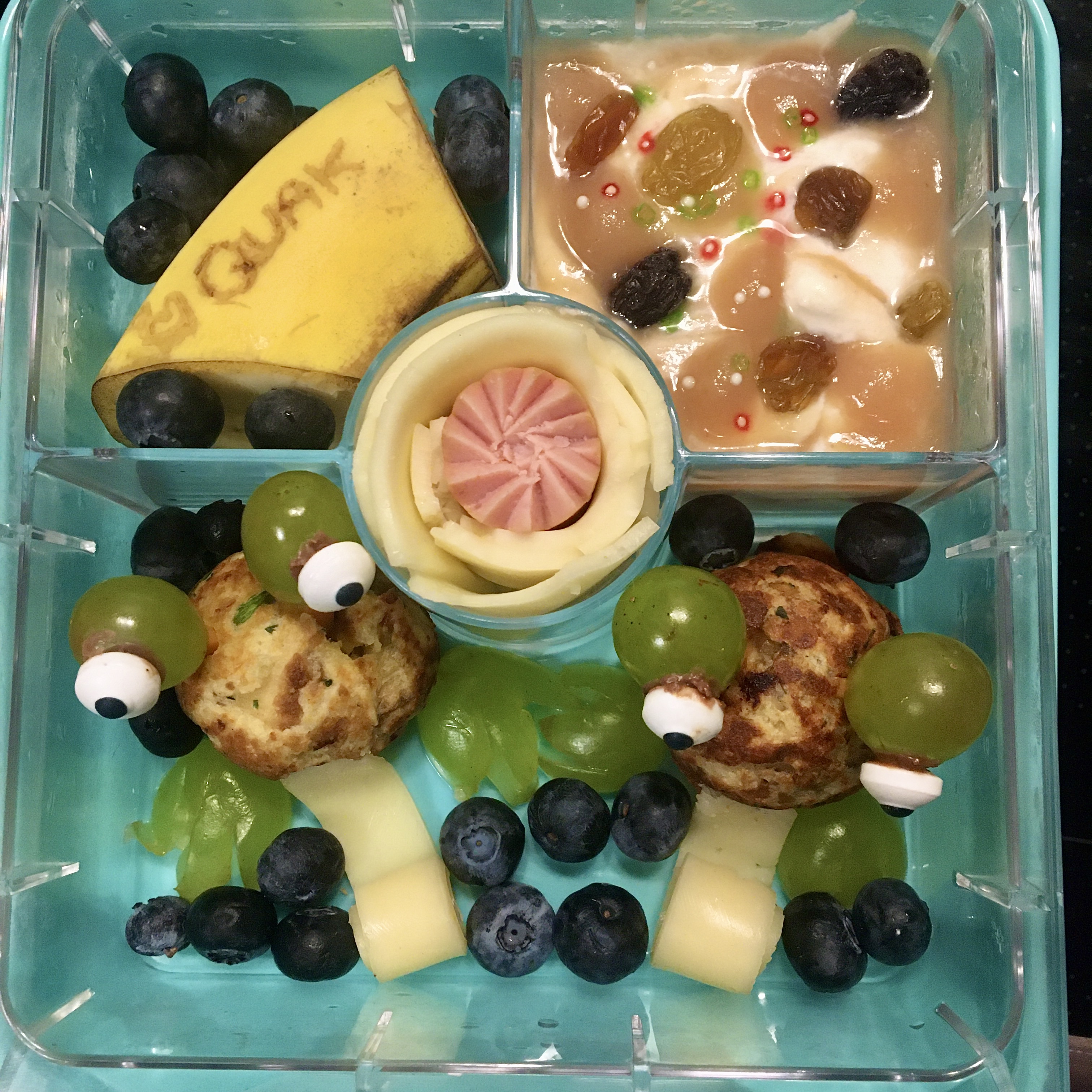 Brotdose für Kinder mit Froschthema und Knödeln statt Brot